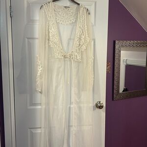 Romantic White Cover Up PTP 25